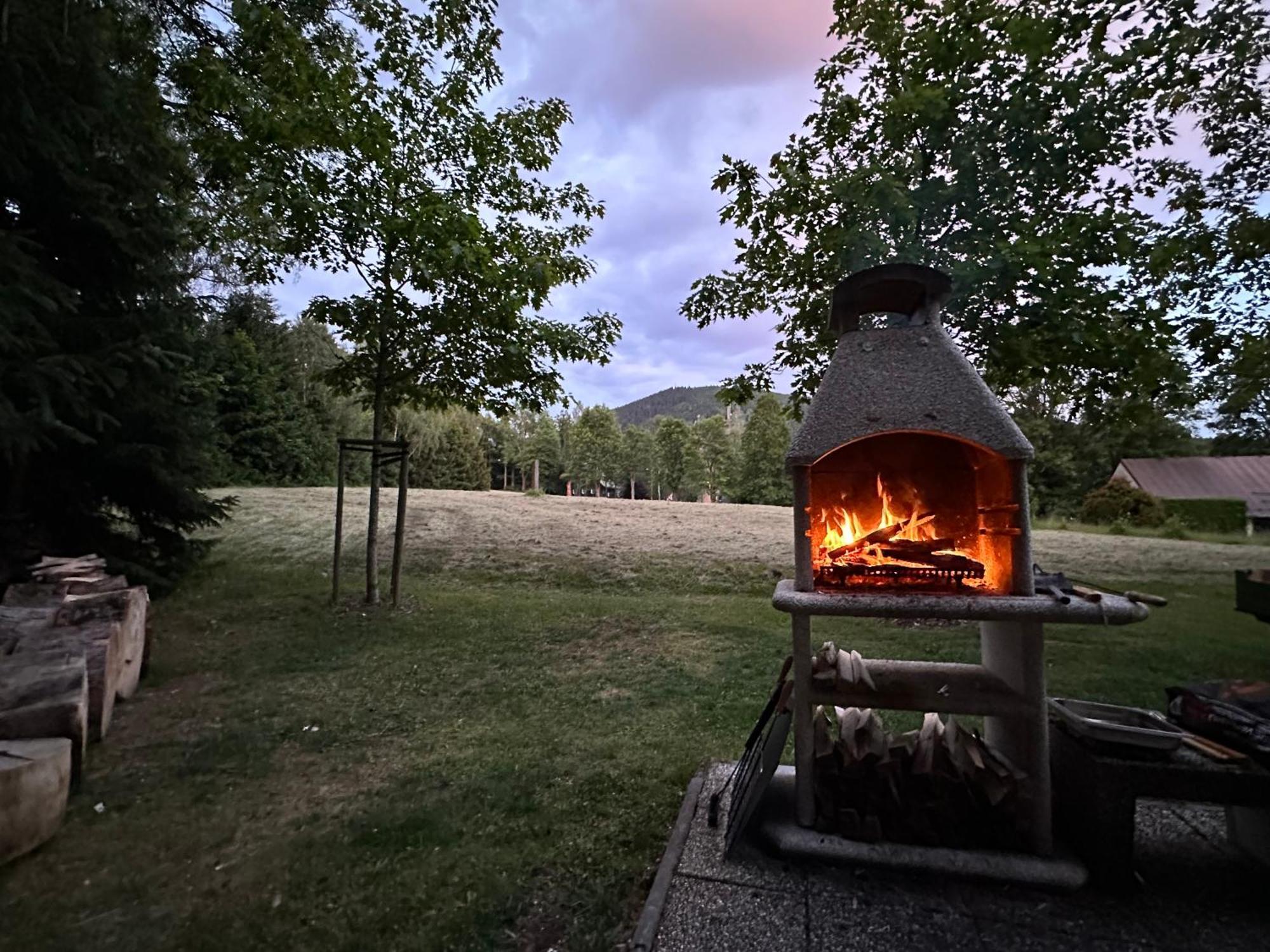 Chalupa U Krize Harrachov Esterno foto